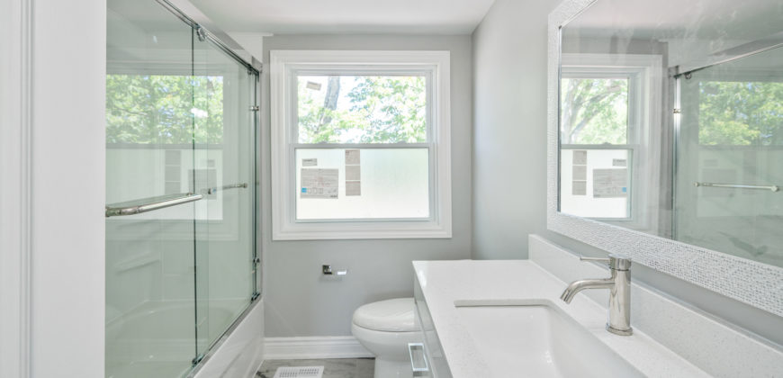 4 Bedroom Detached – Fully Renovated – Niagara