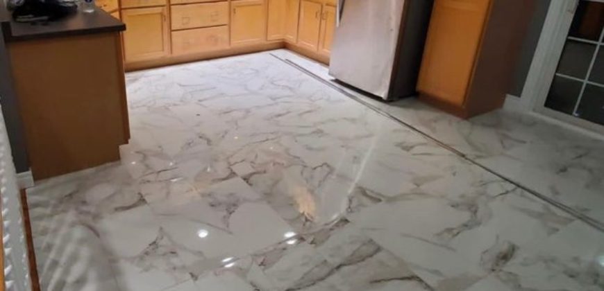 Fully Renovated 5 Bedroom Detached Home – Windsor